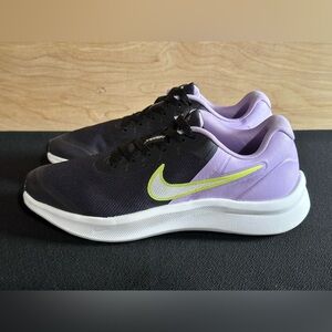 Big Kids Star runner Nikes